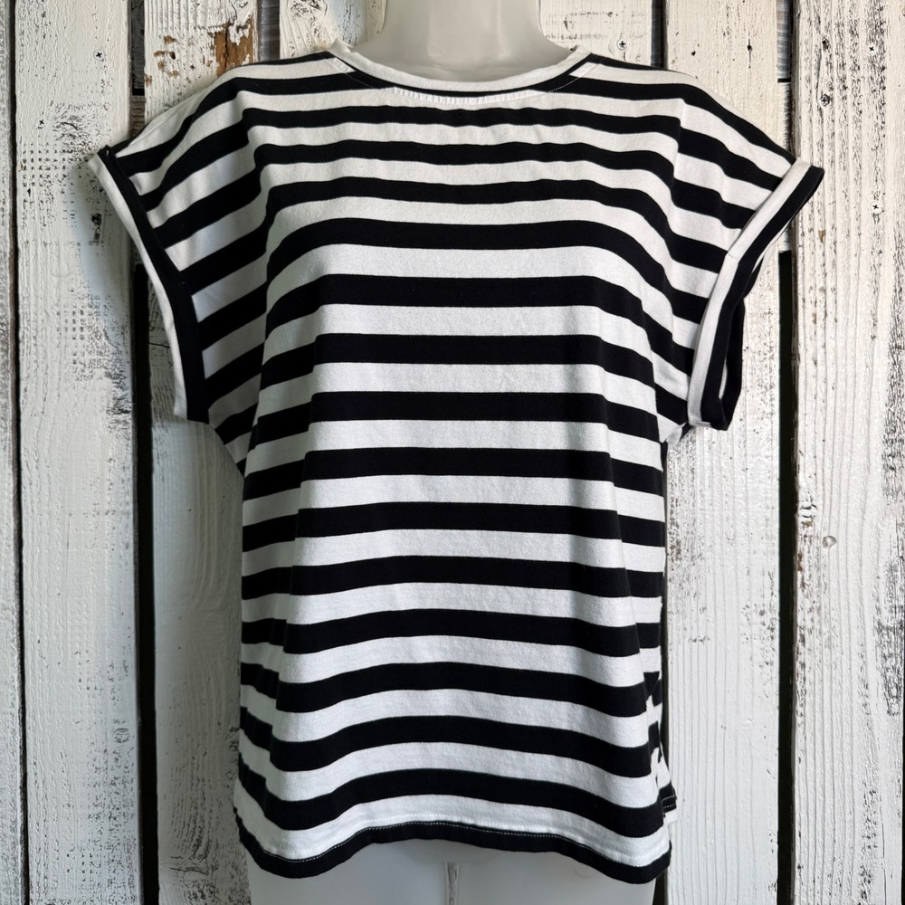 Zesica Striped Cap Sleeve Crew Neck Top Women Med Black White Nutical Yacht Rock